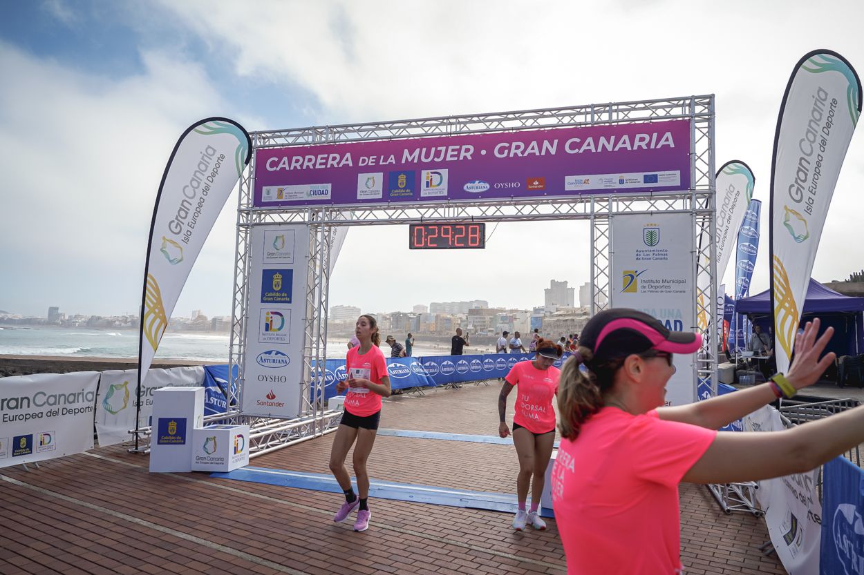 Las fotos de meta de la Carrera de la Mujer de Gran Canaria11 28 38 15701 O
