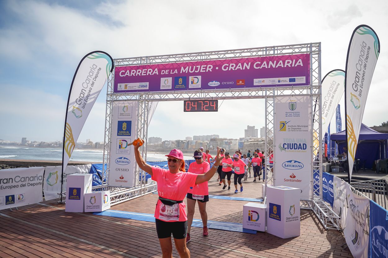 Las fotos de meta de la Carrera de la Mujer de Gran Canaria 11 46 35 15701 O