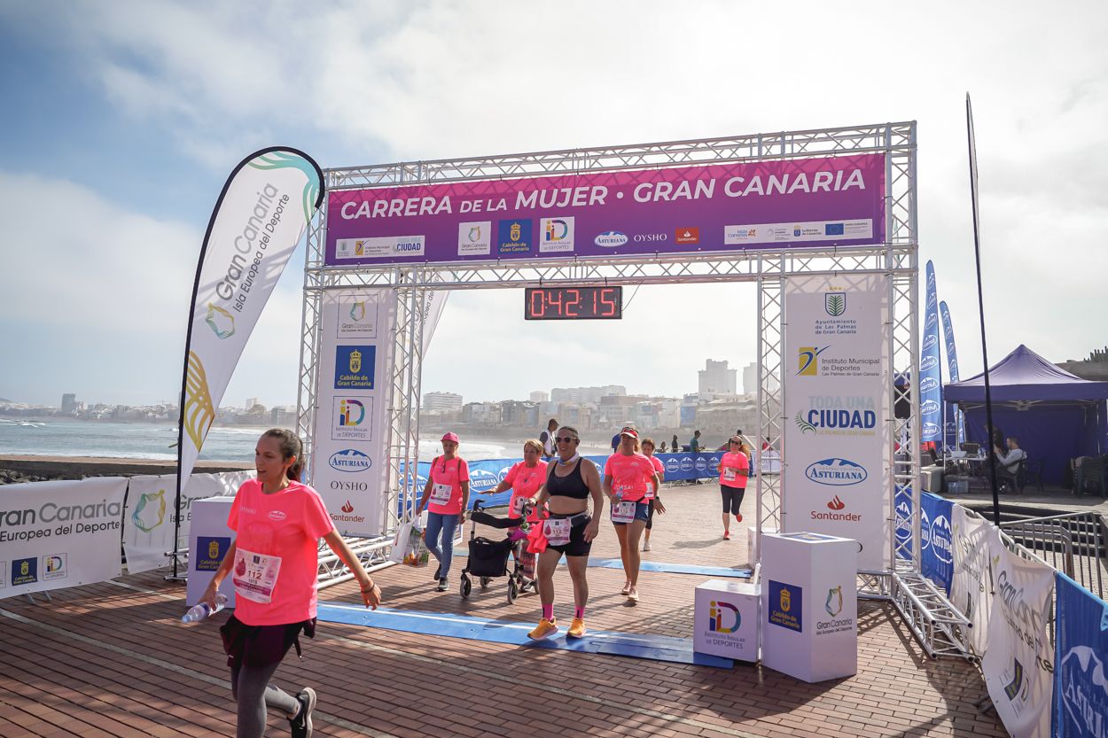 Las fotos de meta de la Carrera de la Mujer de Gran Canaria 11 41 25 15701 O