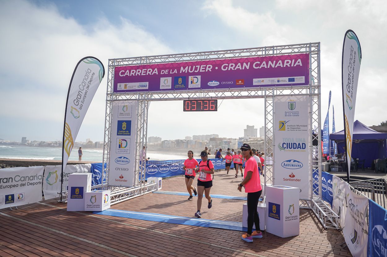 Las fotos de meta de la Carrera de la Mujer de Gran Canaria 11 36 47 15701 O
