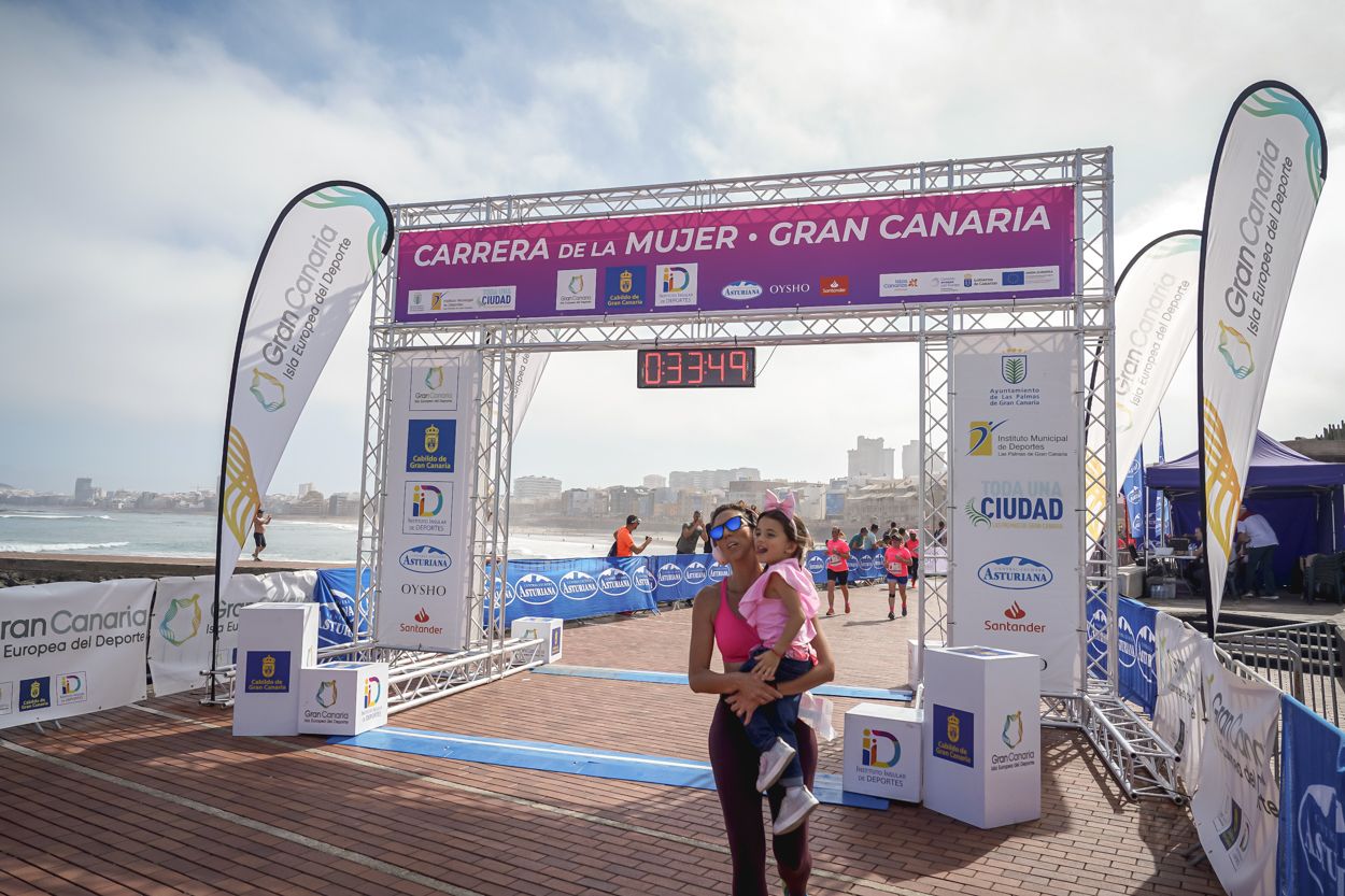 Las fotos de meta de la Carrera de la Mujer de Gran Canaria 11 32 59 15701 O