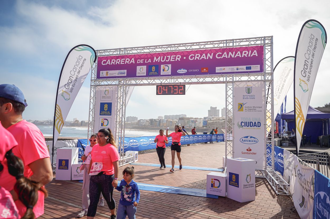 Las fotos de meta de la Carrera de la Mujer de Gran Canaria 11 46 43 15701 O