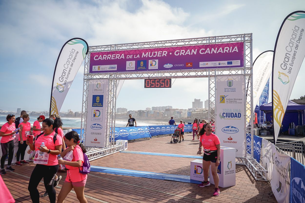 Las fotos de meta de la Carrera de la Mujer de Gran Canaria 11 56 01 15701 O
