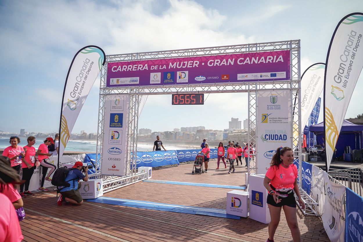 Las fotos de meta de la Carrera de la Mujer de Gran Canaria 11 56 02 15701 O