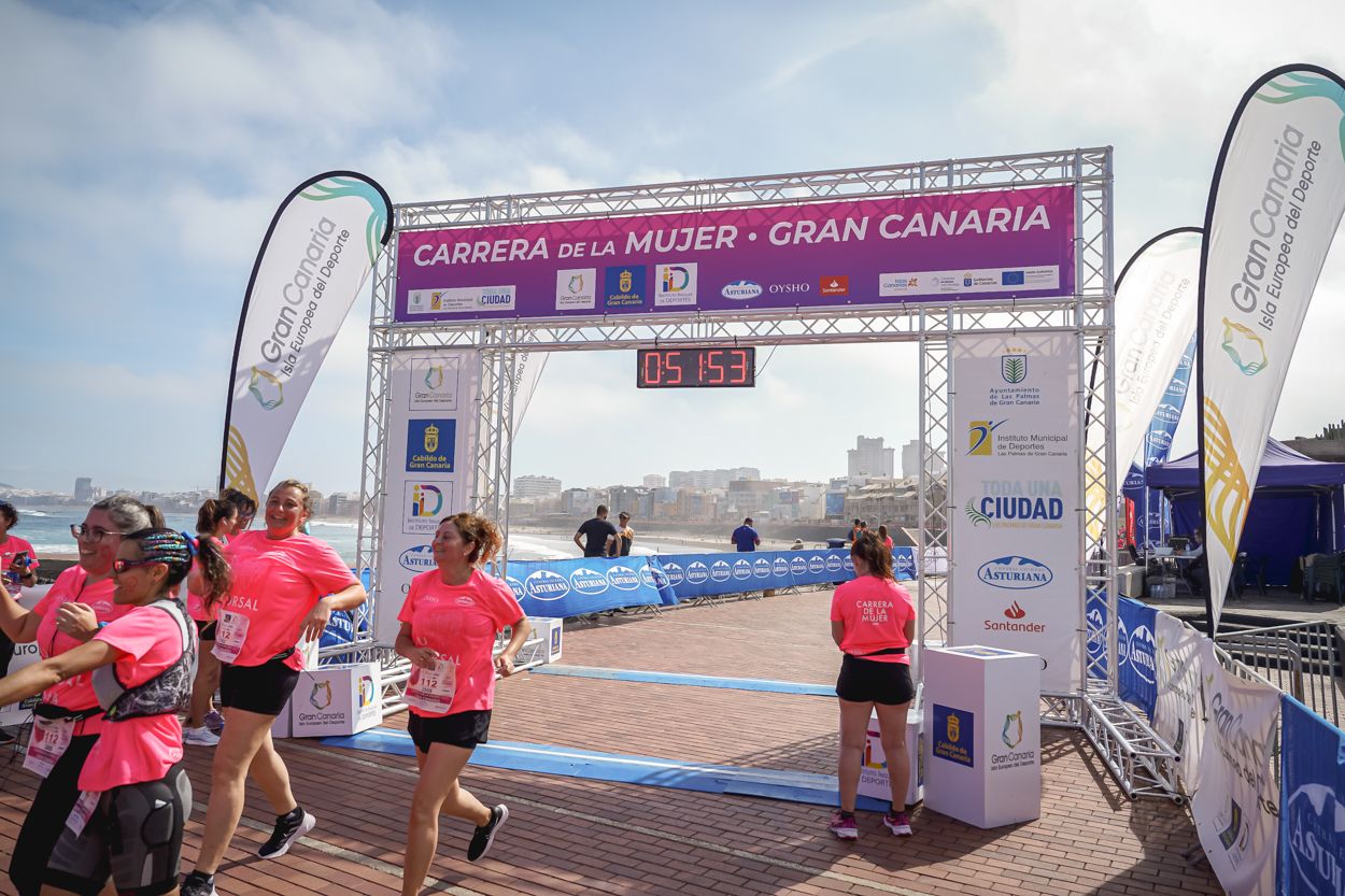 Las fotos de meta de la Carrera de la Mujer de Gran Canaria 11 51 04 15701 O