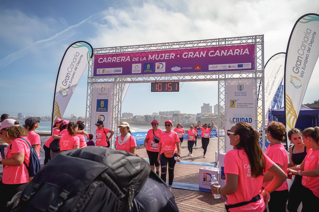 Las fotos de meta de la Carrera de la Mujer de Gran Canaria 12 01 02 15701 O