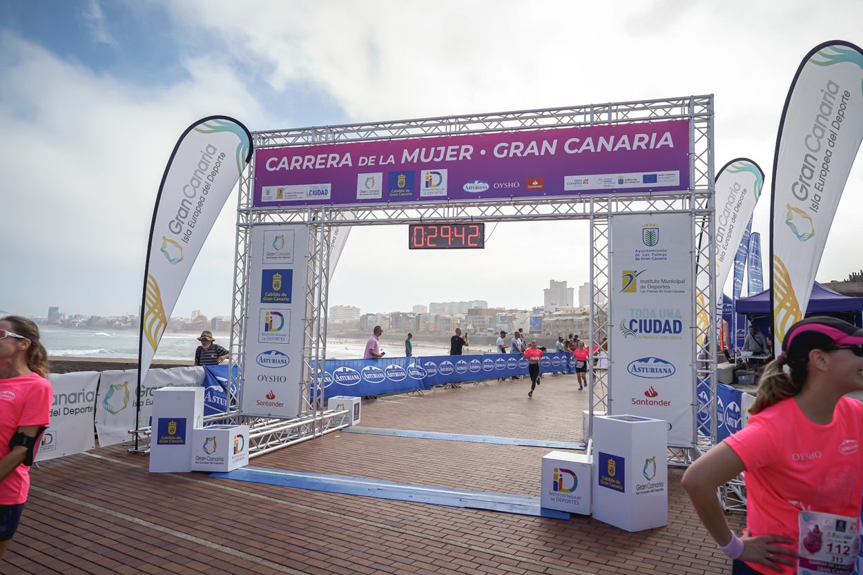 Las fotos de meta de la Carrera de la Mujer de Gran Canaria11 28 53 15701 O