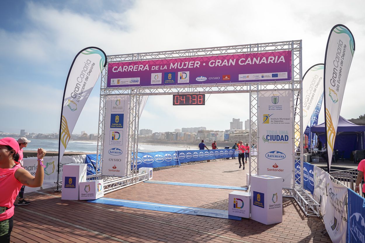 Las fotos de meta de la Carrera de la Mujer de Gran Canaria 11 46 49 15701 O