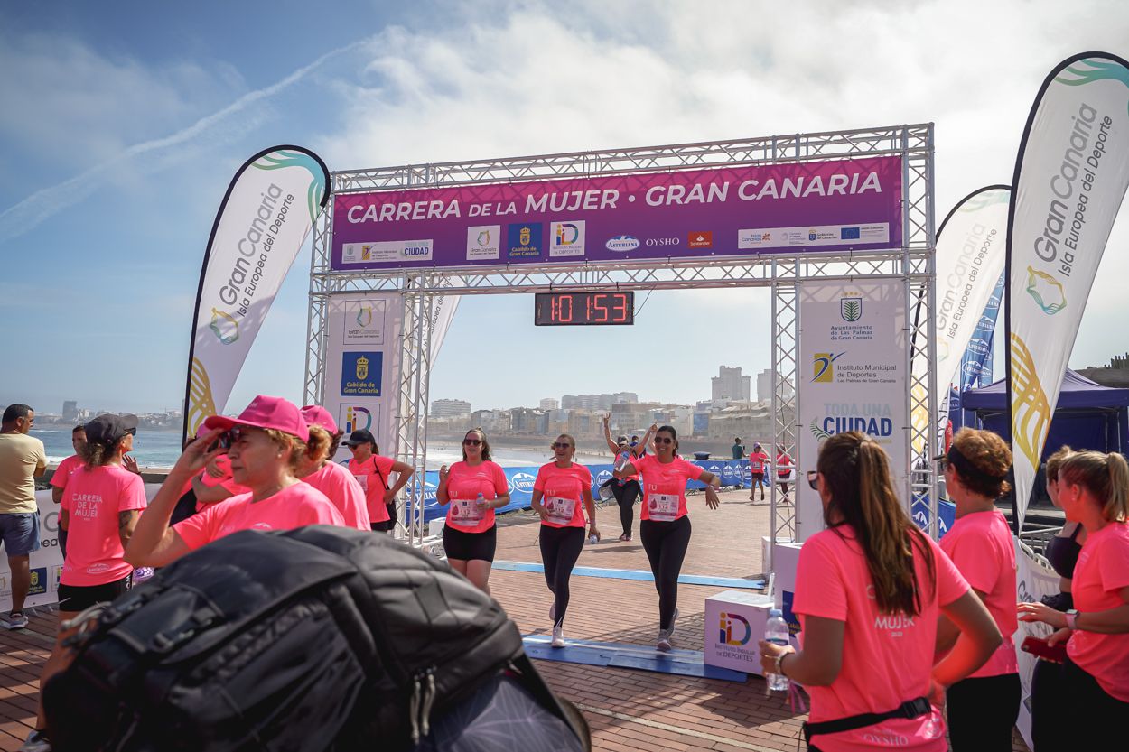 Las fotos de meta de la Carrera de la Mujer de Gran Canaria 12 01 04 15701 O