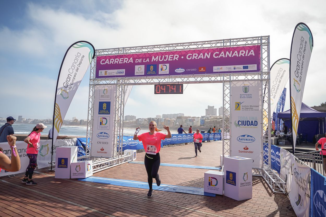 Las fotos de meta de la Carrera de la Mujer de Gran Canaria 11 46 52 15701 O