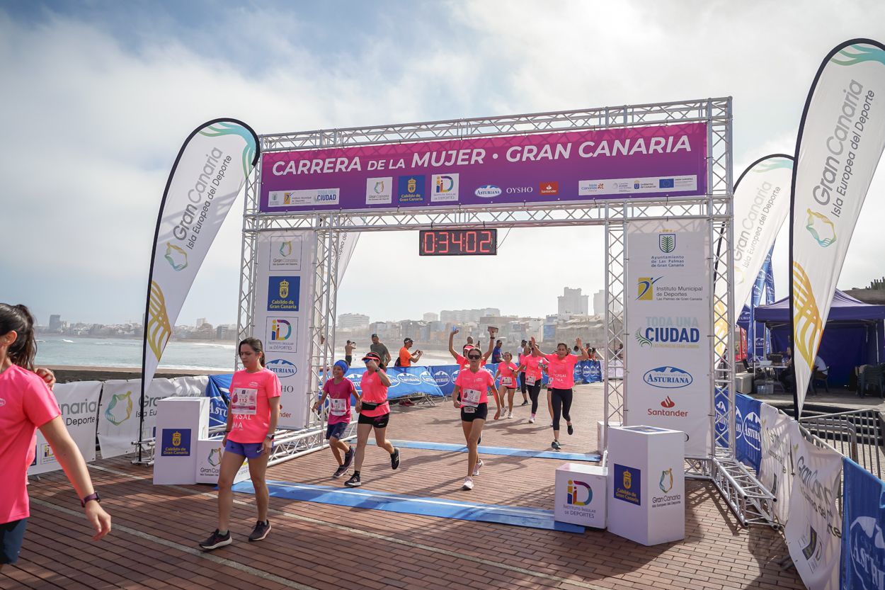 Las fotos de meta de la Carrera de la Mujer de Gran Canaria 11 33 13 15701 O