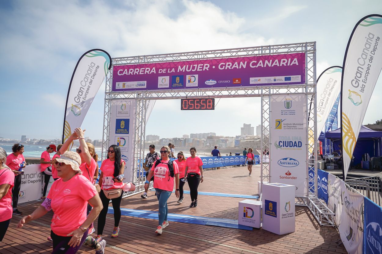 Las fotos de meta de la Carrera de la Mujer de Gran Canaria 11 56 09 15701 O