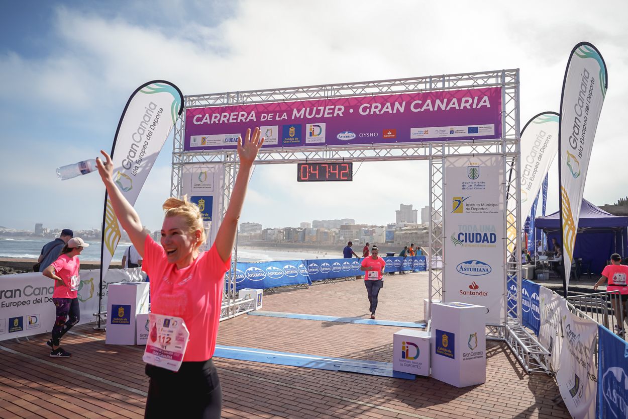Las fotos de meta de la Carrera de la Mujer de Gran Canaria 11 46 53 15701 O
