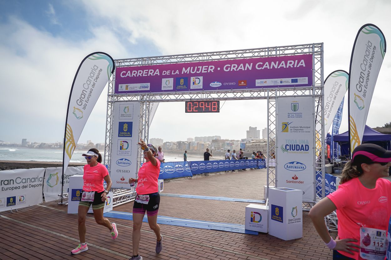 Las fotos de meta de la Carrera de la Mujer de Gran Canaria11 28 59 15701 O
