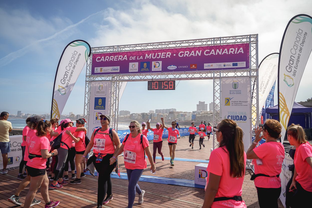 Las fotos de meta de la Carrera de la Mujer de Gran Canaria 12 01 09 15701 O