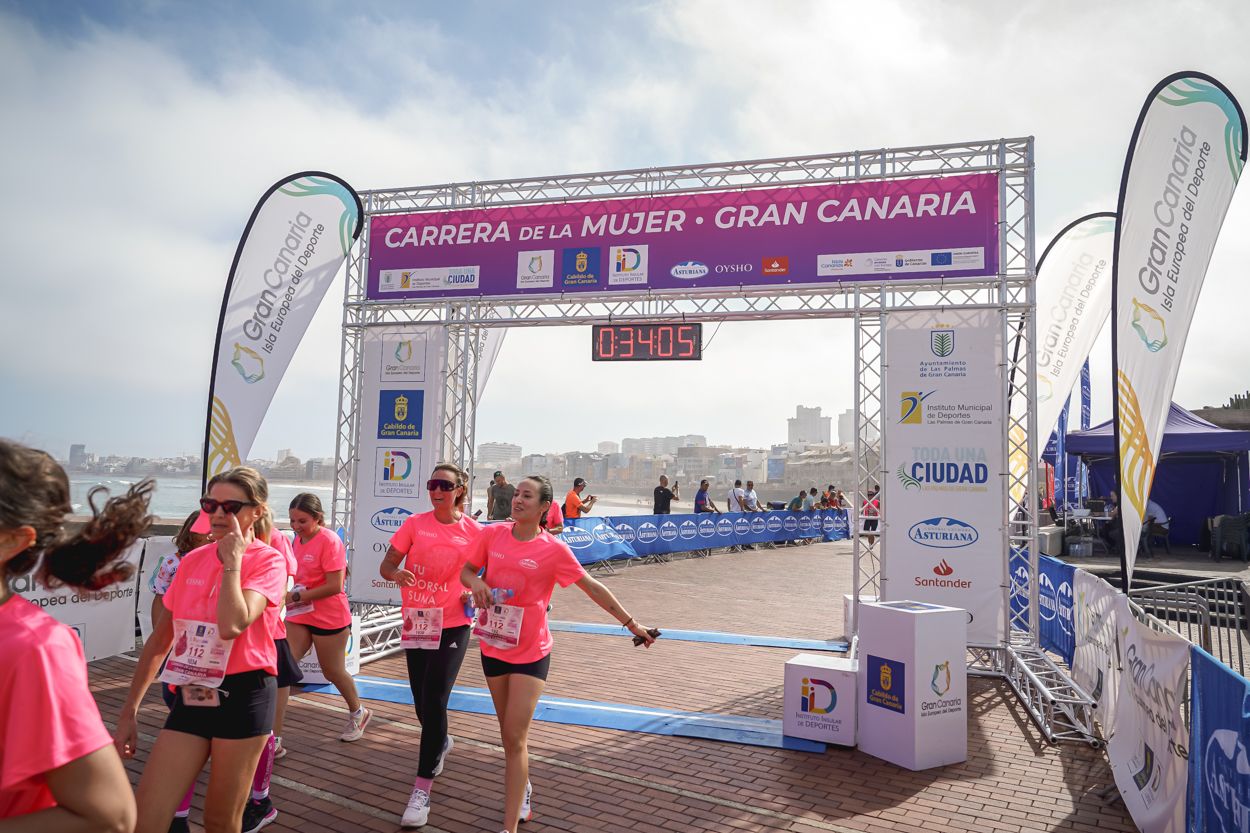 Las fotos de meta de la Carrera de la Mujer de Gran Canaria 11 33 16 15701 O