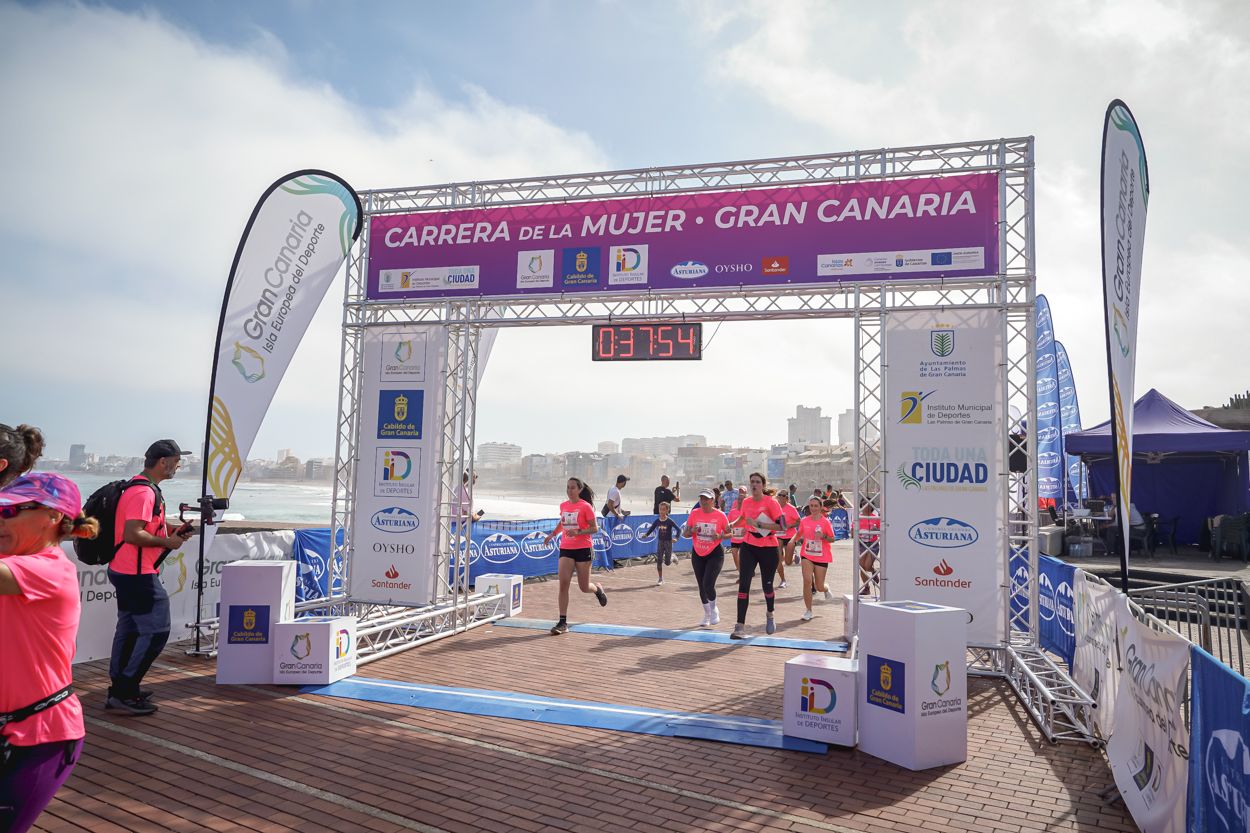 Las fotos de meta de la Carrera de la Mujer de Gran Canaria 11 37 04 15701 O
