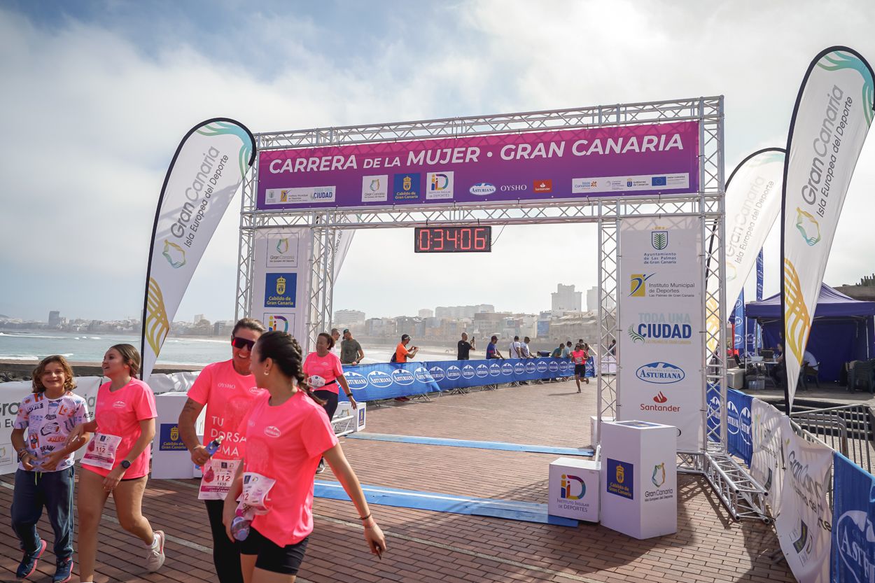Las fotos de meta de la Carrera de la Mujer de Gran Canaria 11 33 17 15701 O