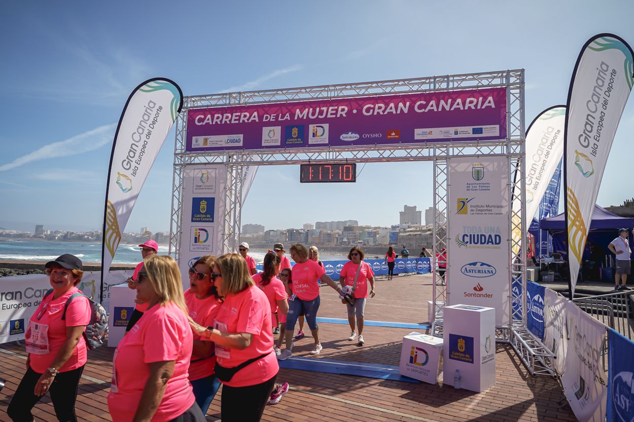 Las fotos de meta de la Carrera de la Mujer de Gran Canaria 12 16 21 15701 O