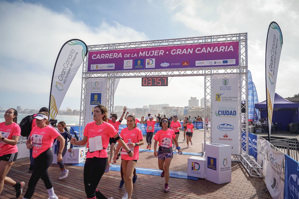 Las fotos de meta de la Carrera de la Mujer de Gran Canaria 11 37 07 15701 O