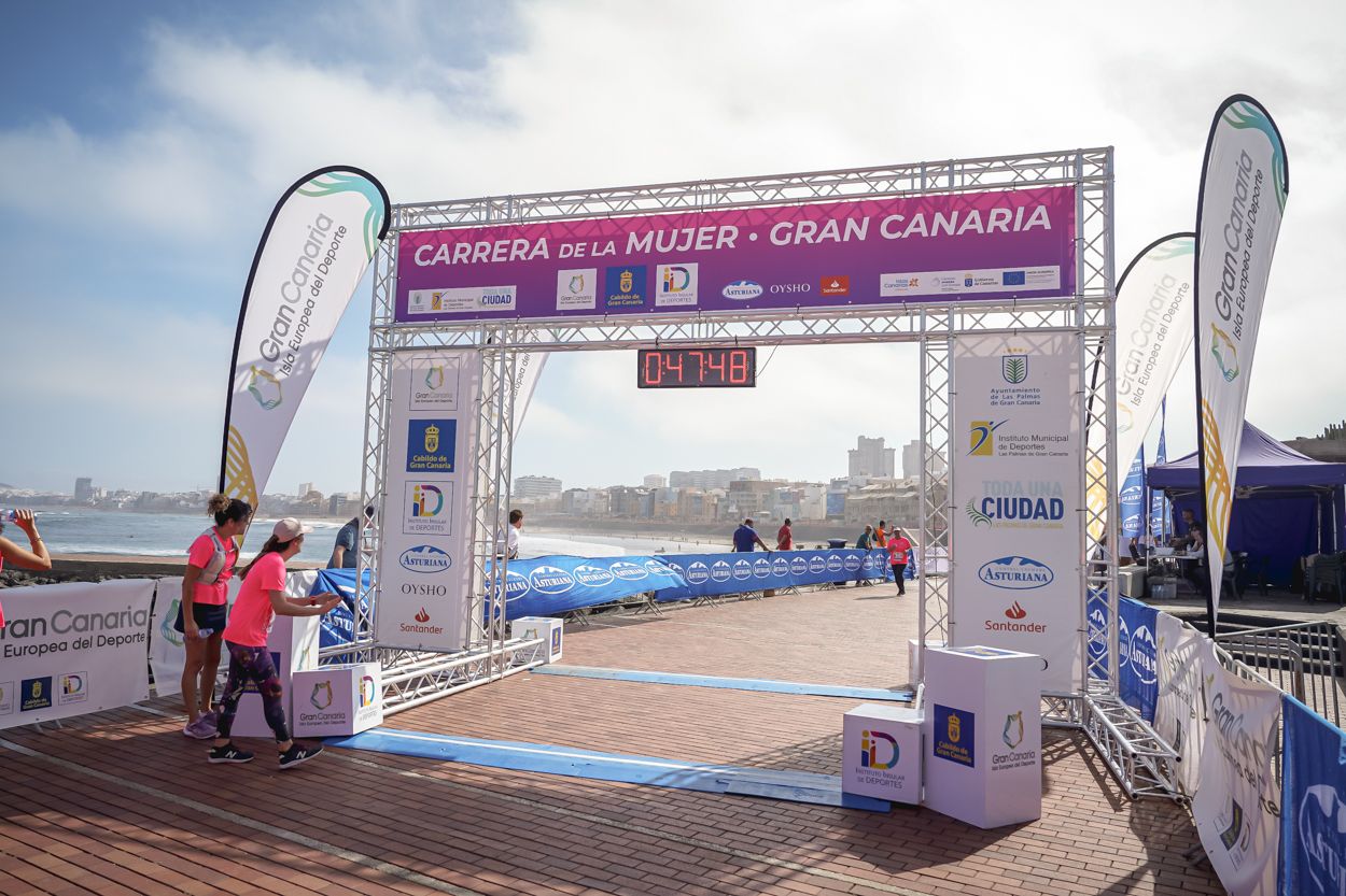 Las fotos de meta de la Carrera de la Mujer de Gran Canaria 11 46 59 15701 O