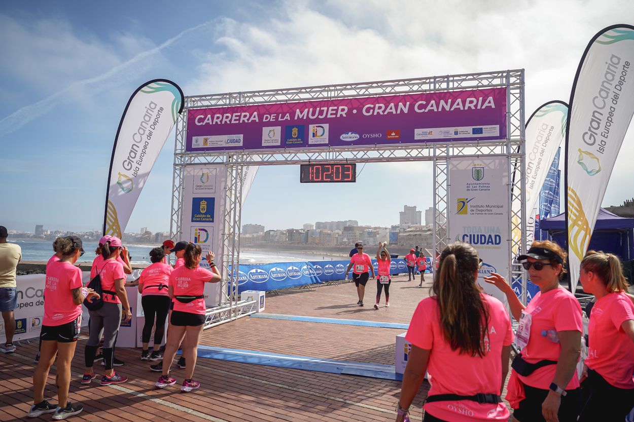 Las fotos de meta de la Carrera de la Mujer de Gran Canaria 12 01 14 15701 O