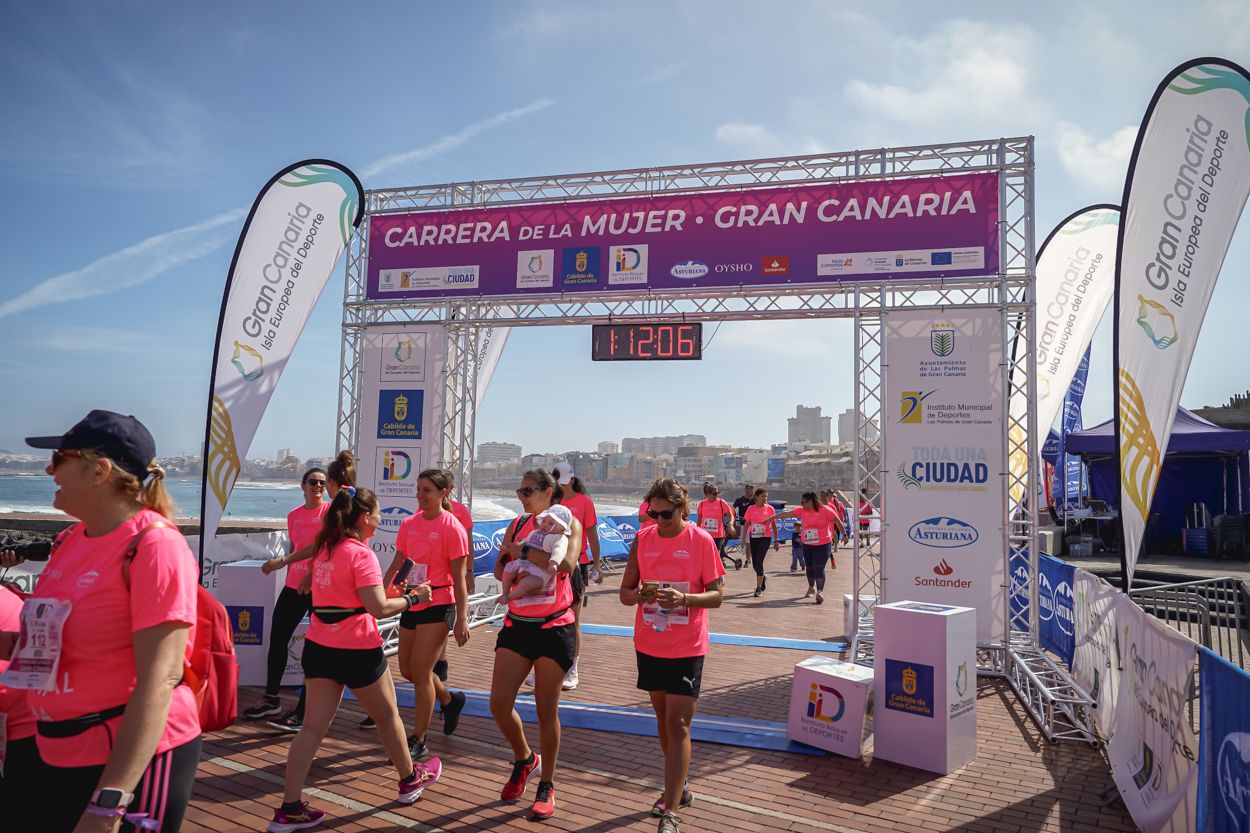 Las fotos de meta de la Carrera de la Mujer de Gran Canaria 12 11 17 15701 O