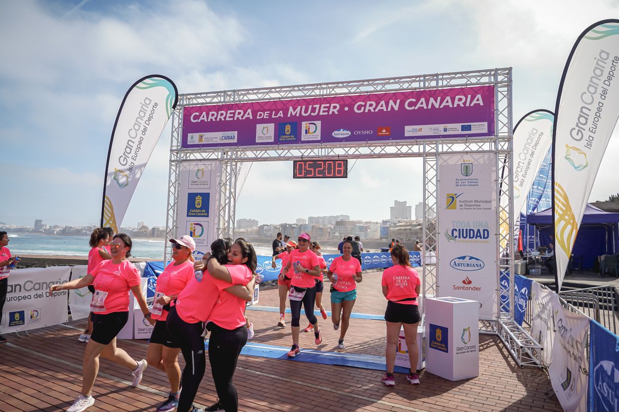 Las fotos de meta de la Carrera de la Mujer de Gran Canaria 11 51 18 15701 O