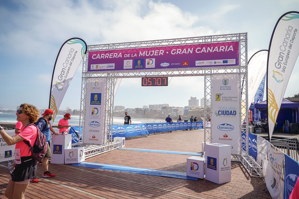 Las fotos de meta de la Carrera de la Mujer de Gran Canaria 11 56 18 15701 O