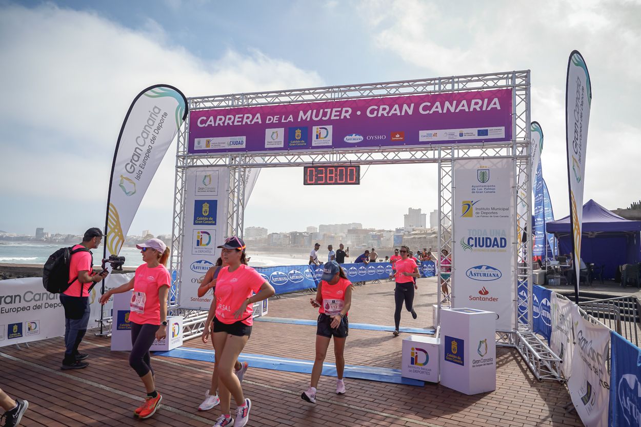 Las fotos de meta de la Carrera de la Mujer de Gran Canaria 11 37 10 15701 O