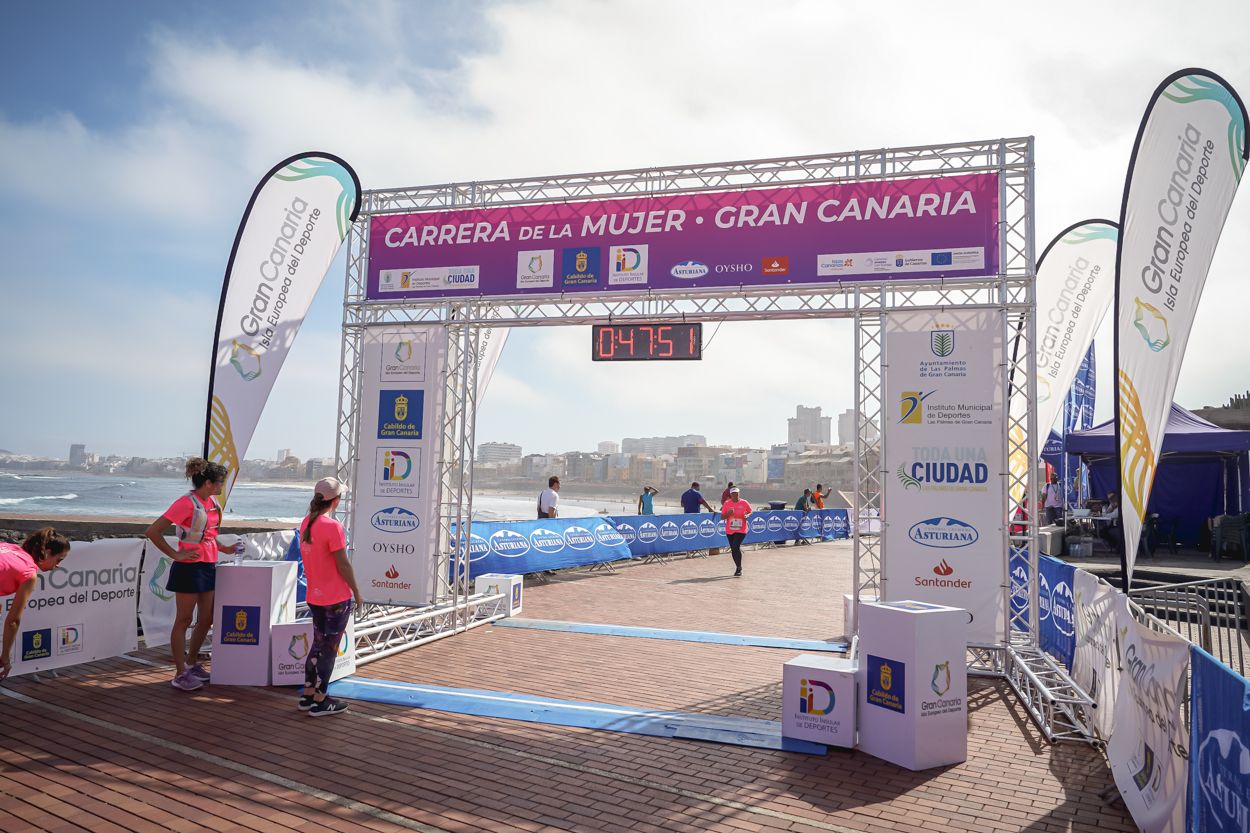 Las fotos de meta de la Carrera de la Mujer de Gran Canaria 11 47 02 15701 O