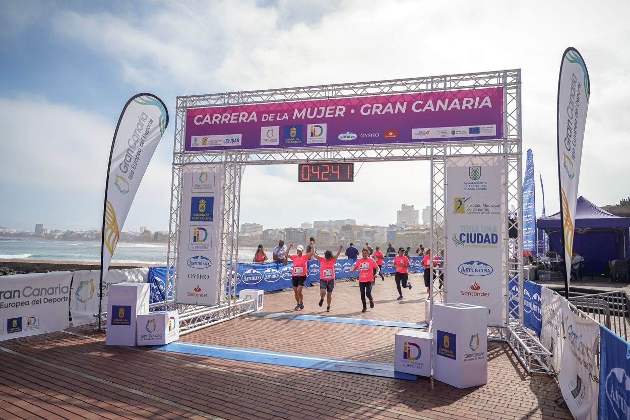 Las fotos de meta de la Carrera de la Mujer de Gran Canaria 11 41 52 15701 O
