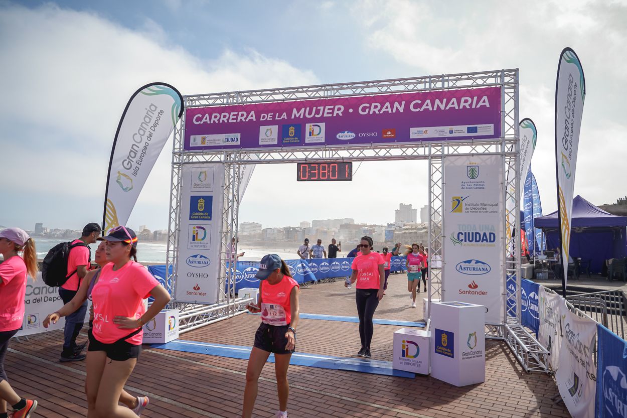 Las fotos de meta de la Carrera de la Mujer de Gran Canaria 11 37 12 15701 O