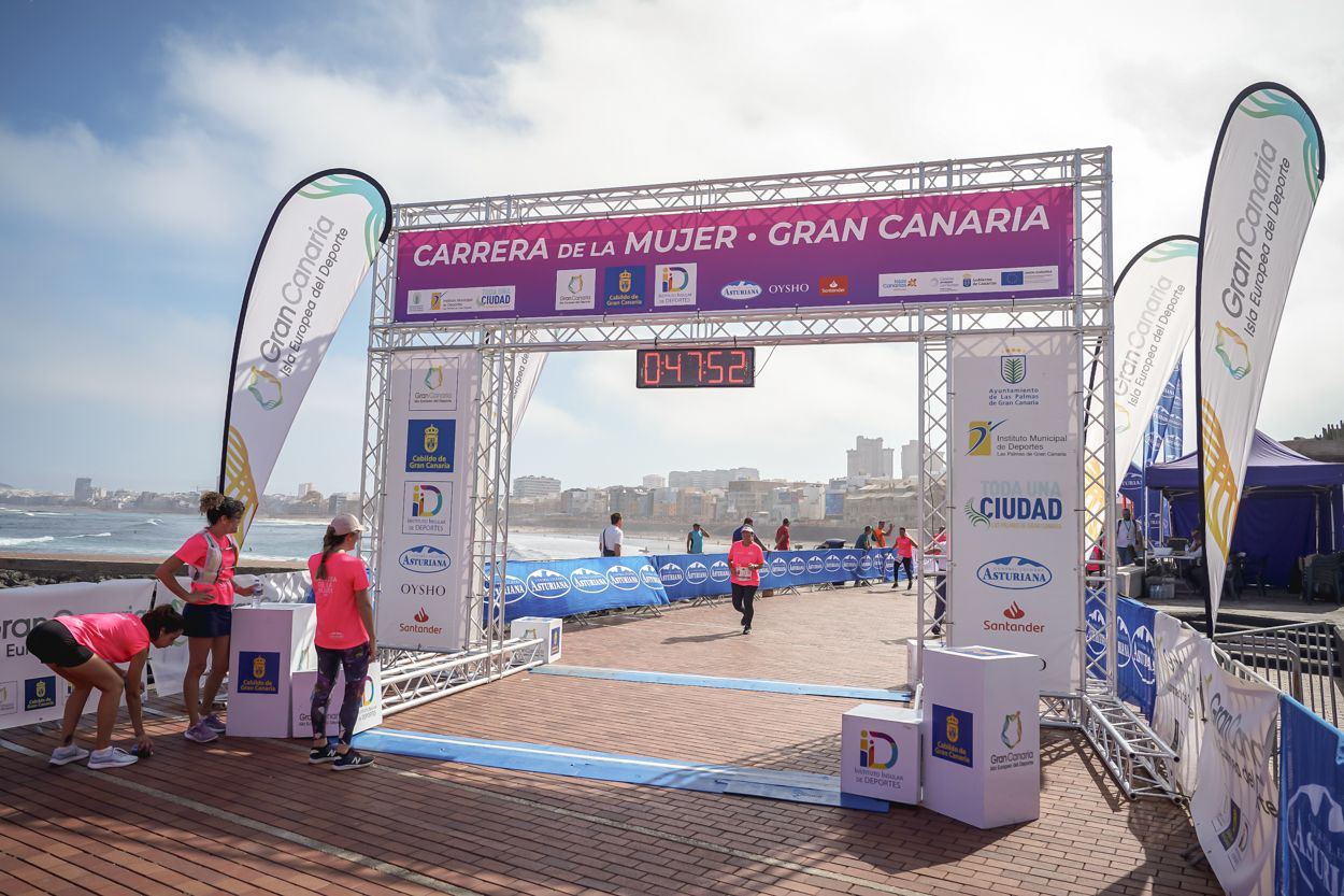 Las fotos de meta de la Carrera de la Mujer de Gran Canaria 11 47 03 15701 O