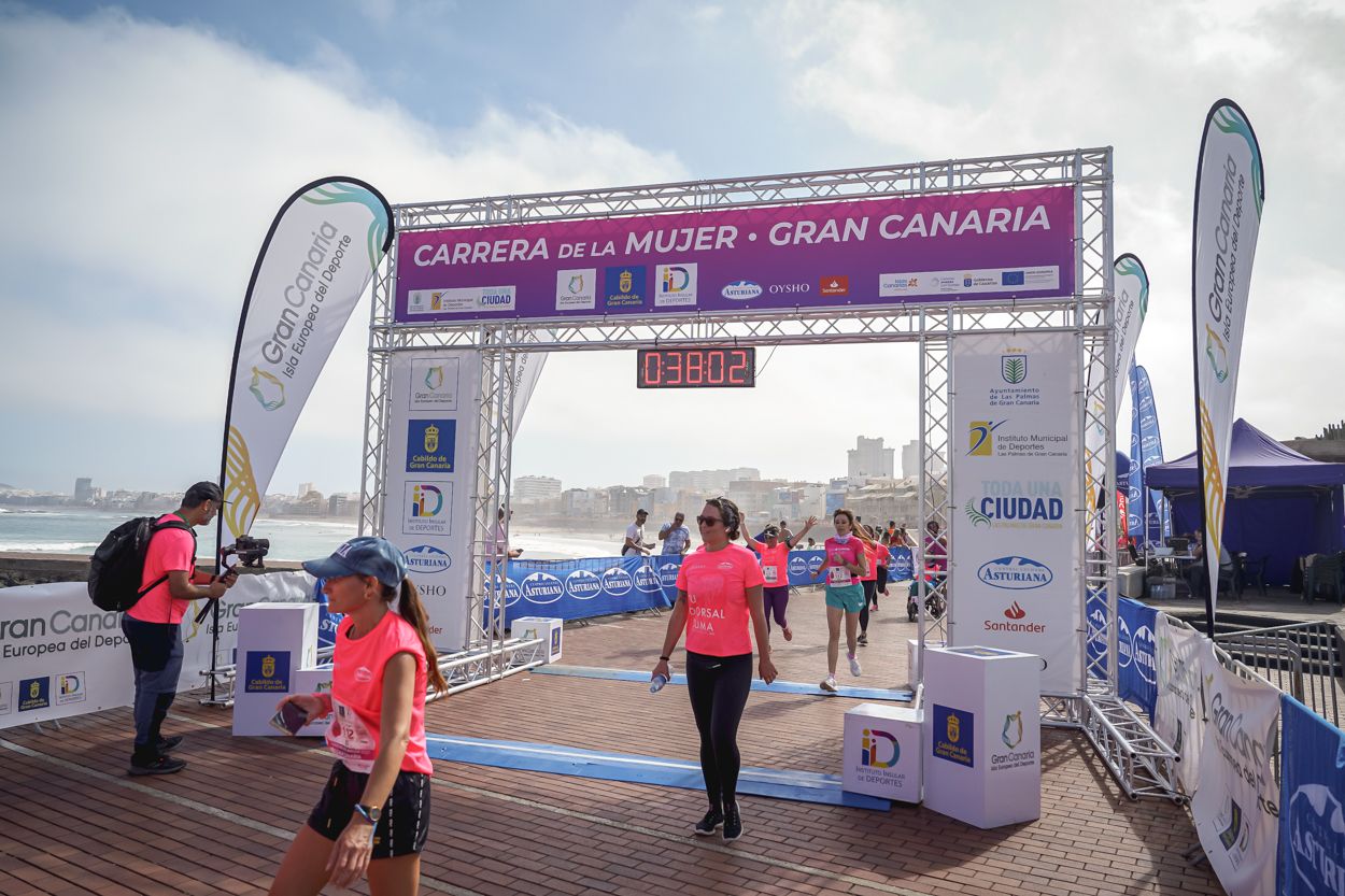 Las fotos de meta de la Carrera de la Mujer de Gran Canaria 11 37 13 15701 O