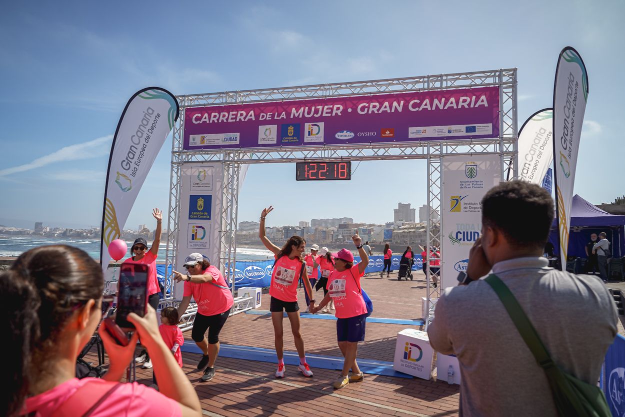 Las fotos de meta de la Carrera de la Mujer de Gran Canaria 12 21 29 15701 O