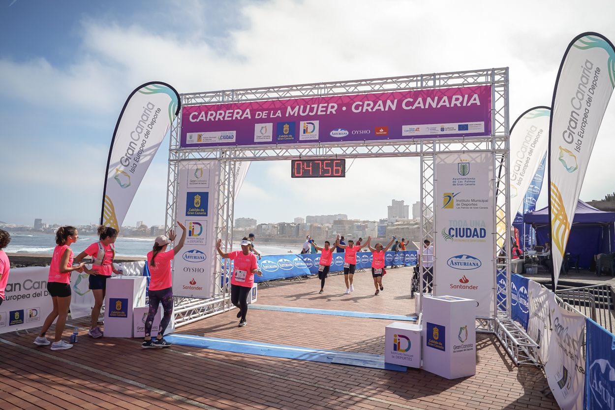Las fotos de meta de la Carrera de la Mujer de Gran Canaria 11 47 06 15701 O