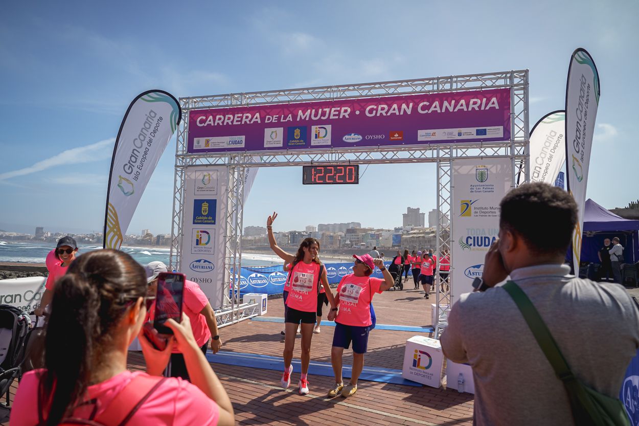Las fotos de meta de la Carrera de la Mujer de Gran Canaria 12 21 31 15701 O