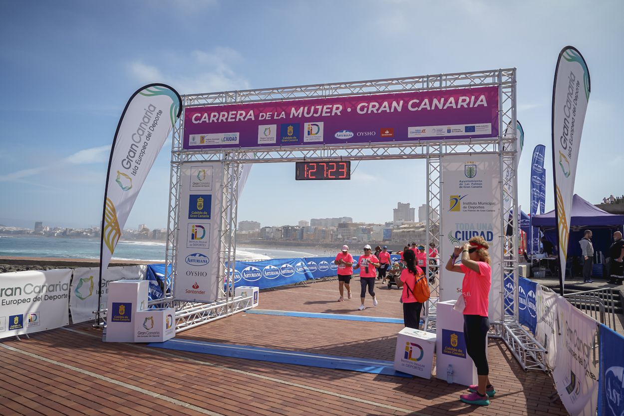 Las fotos de meta de la Carrera de la Mujer de Gran Canaria 12 26 34 15701 O