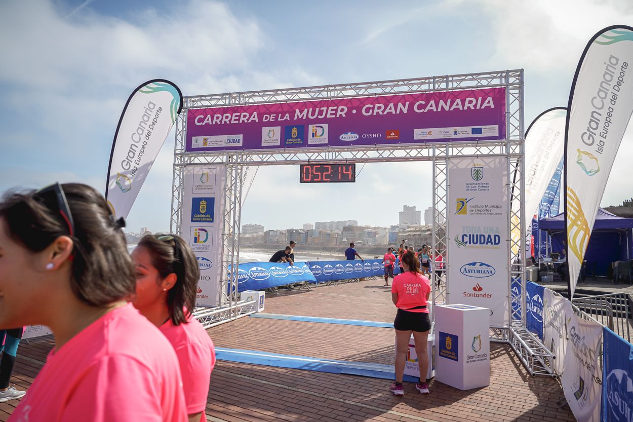 Las fotos de meta de la Carrera de la Mujer de Gran Canaria 11 51 24 15701 O