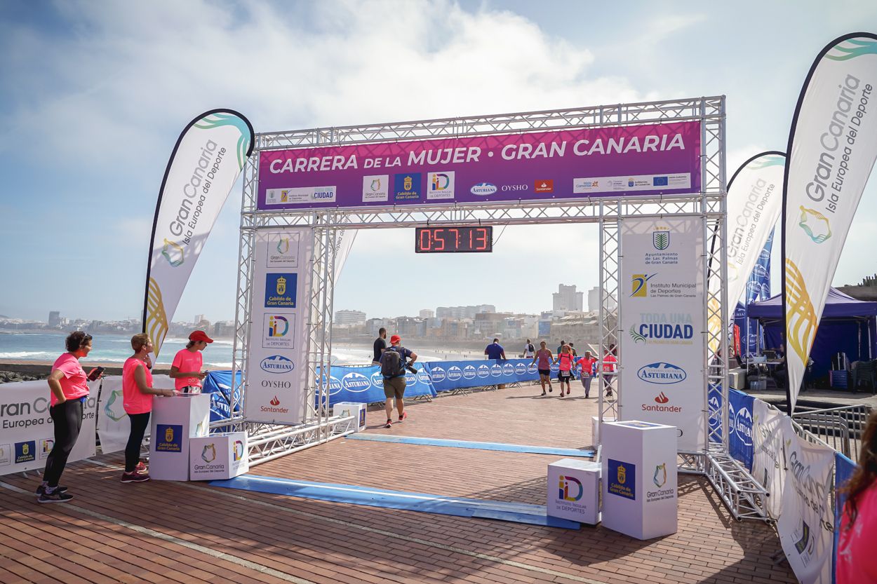 Las fotos de meta de la Carrera de la Mujer de Gran Canaria 11 56 24 15701 O
