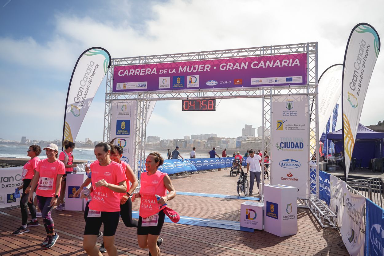 Las fotos de meta de la Carrera de la Mujer de Gran Canaria 11 47 09 15701 O