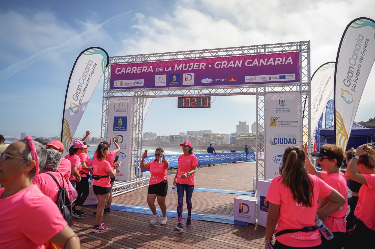 Las fotos de meta de la Carrera de la Mujer de Gran Canaria 12 01 24 15701 O