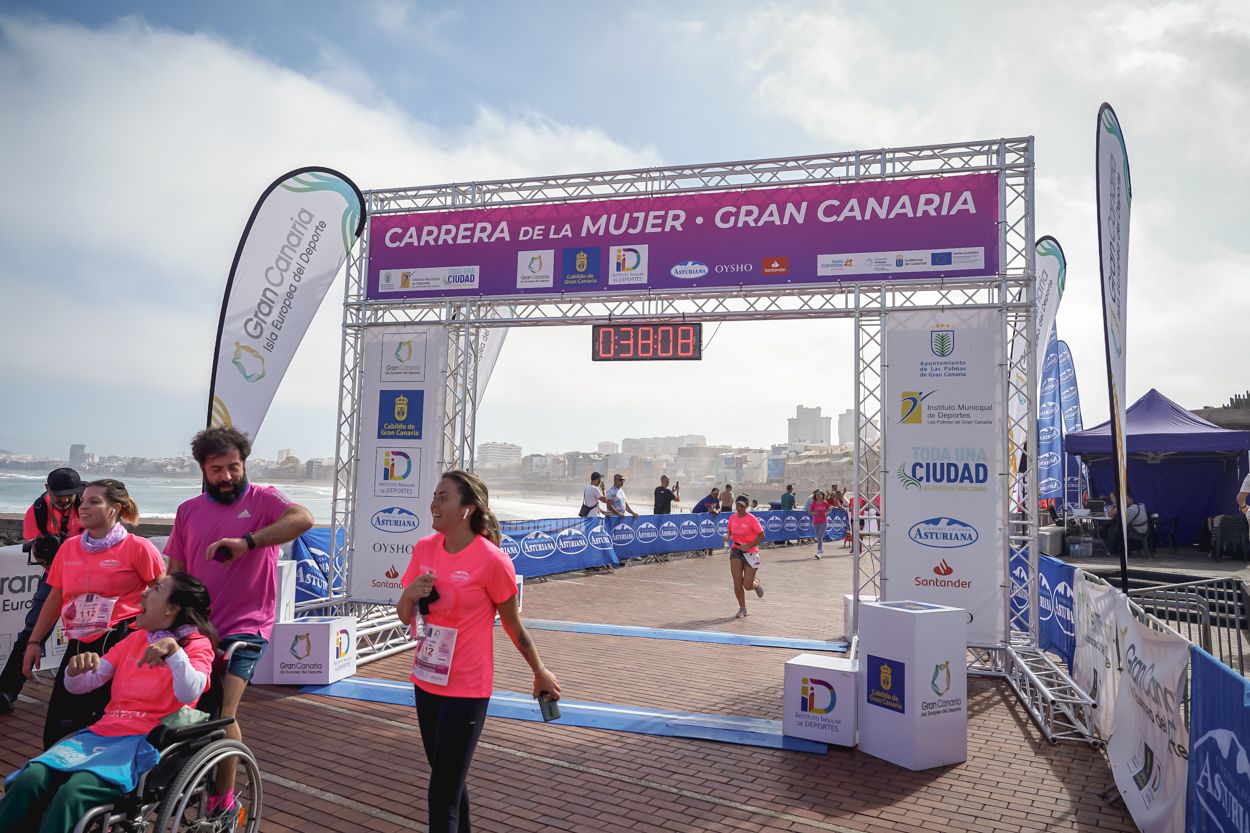 Las fotos de meta de la Carrera de la Mujer de Gran Canaria 11 37 19 15701 O
