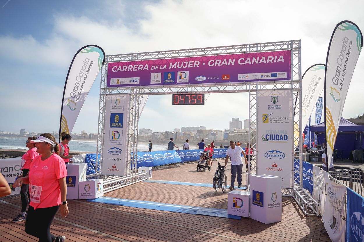 Las fotos de meta de la Carrera de la Mujer de Gran Canaria 11 47 10 15701 O