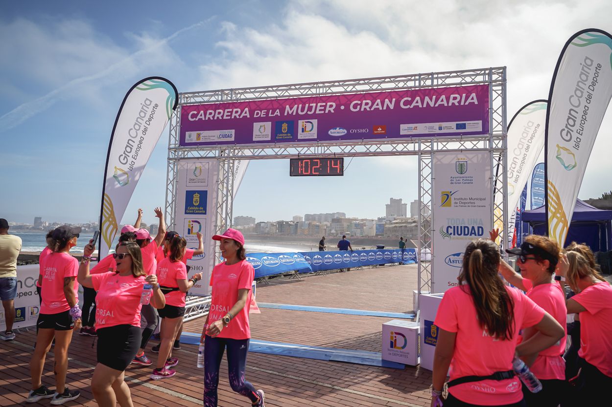 Las fotos de meta de la Carrera de la Mujer de Gran Canaria 12 01 25 15701 O