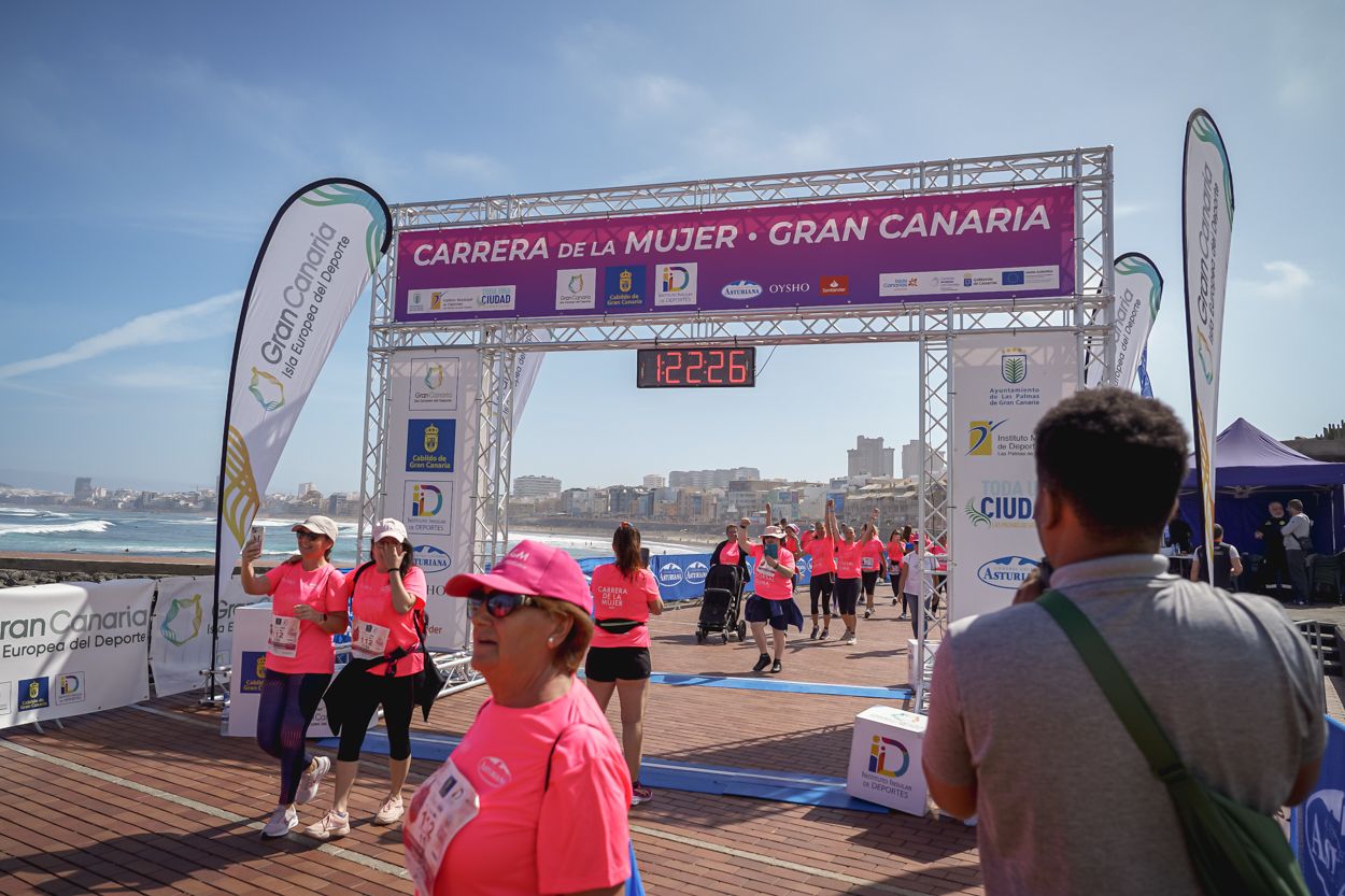Las fotos de meta de la Carrera de la Mujer de Gran Canaria 12 21 36 15701 O