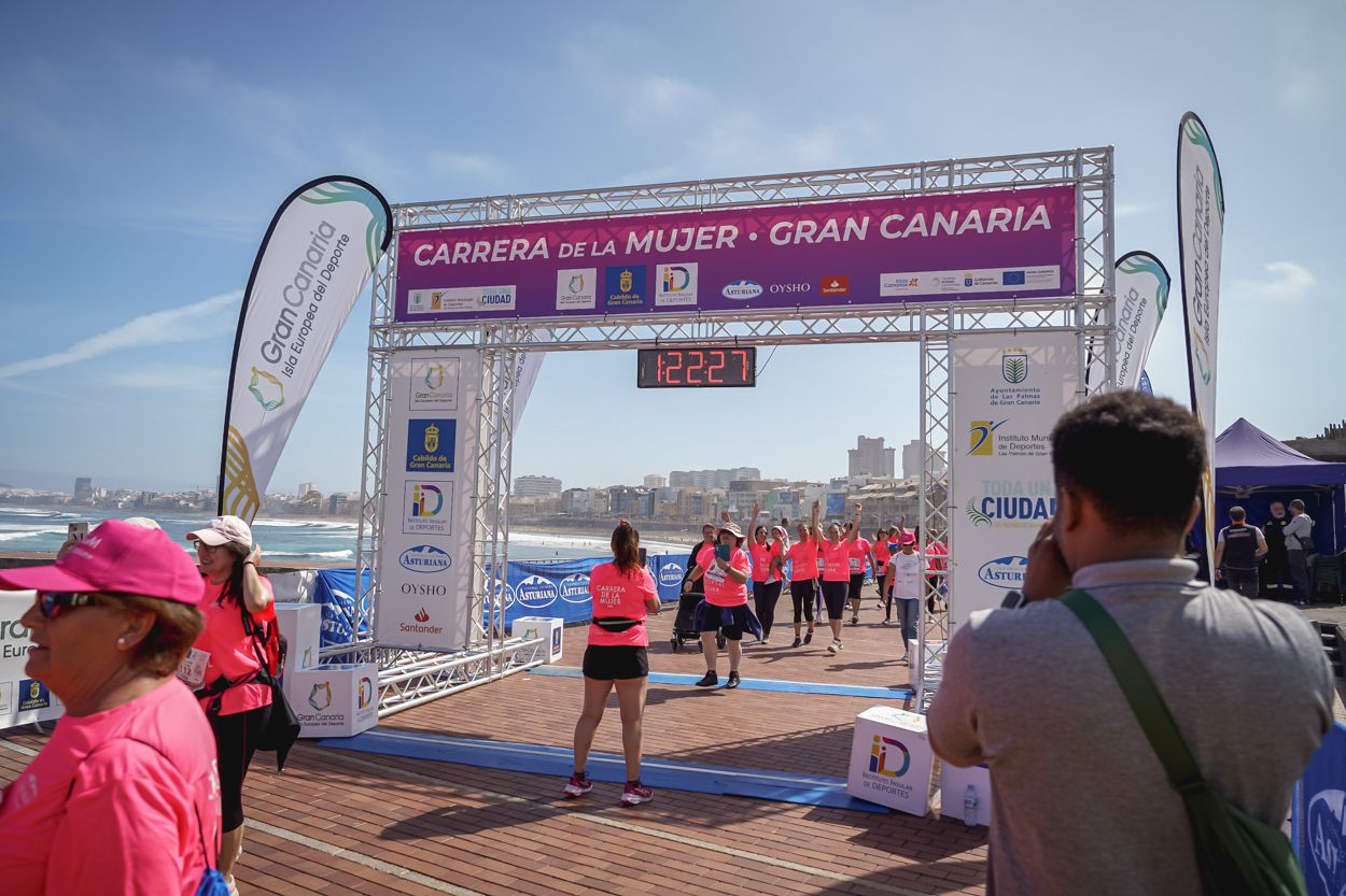 Las fotos de meta de la Carrera de la Mujer de Gran Canaria 12 21 37 15701 O