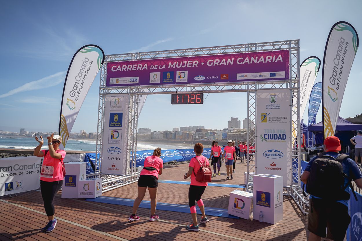 Las fotos de meta de la Carrera de la Mujer de Gran Canaria 12 16 37 15701 O