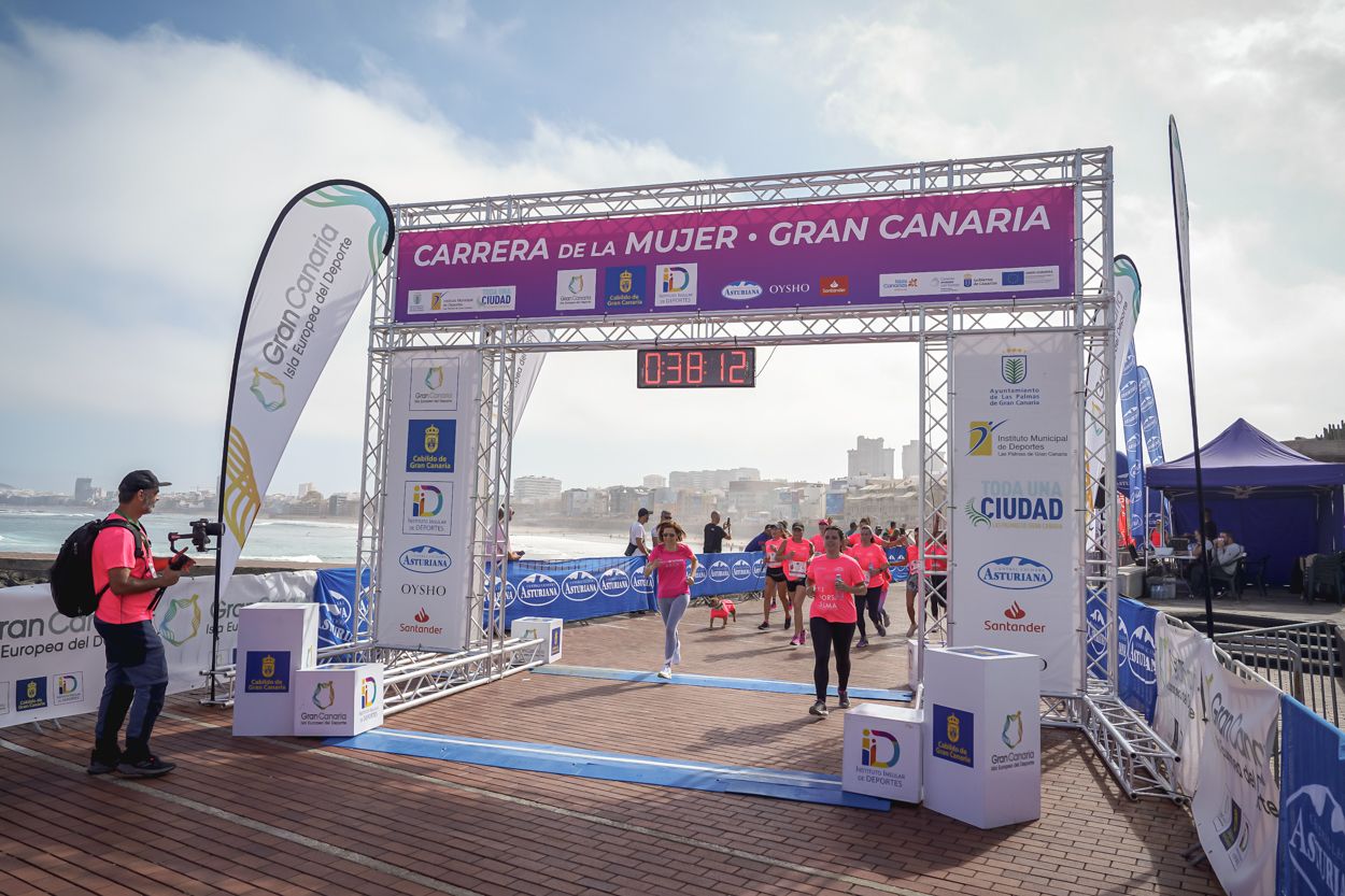 Las fotos de meta de la Carrera de la Mujer de Gran Canaria 11 37 23 15701 O